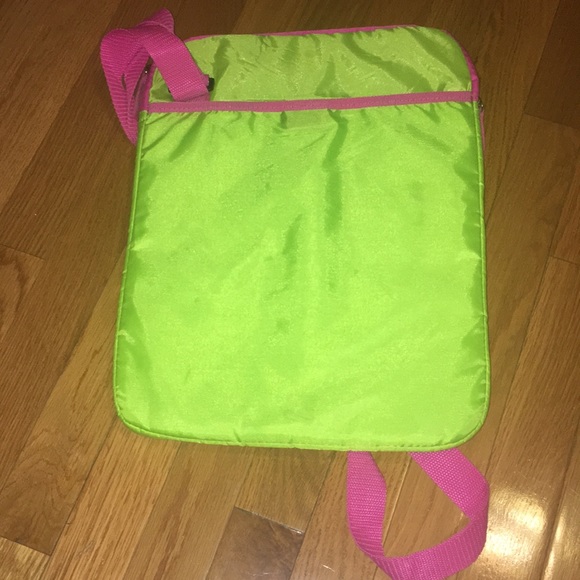 Laptop case - Picture 1 of 1